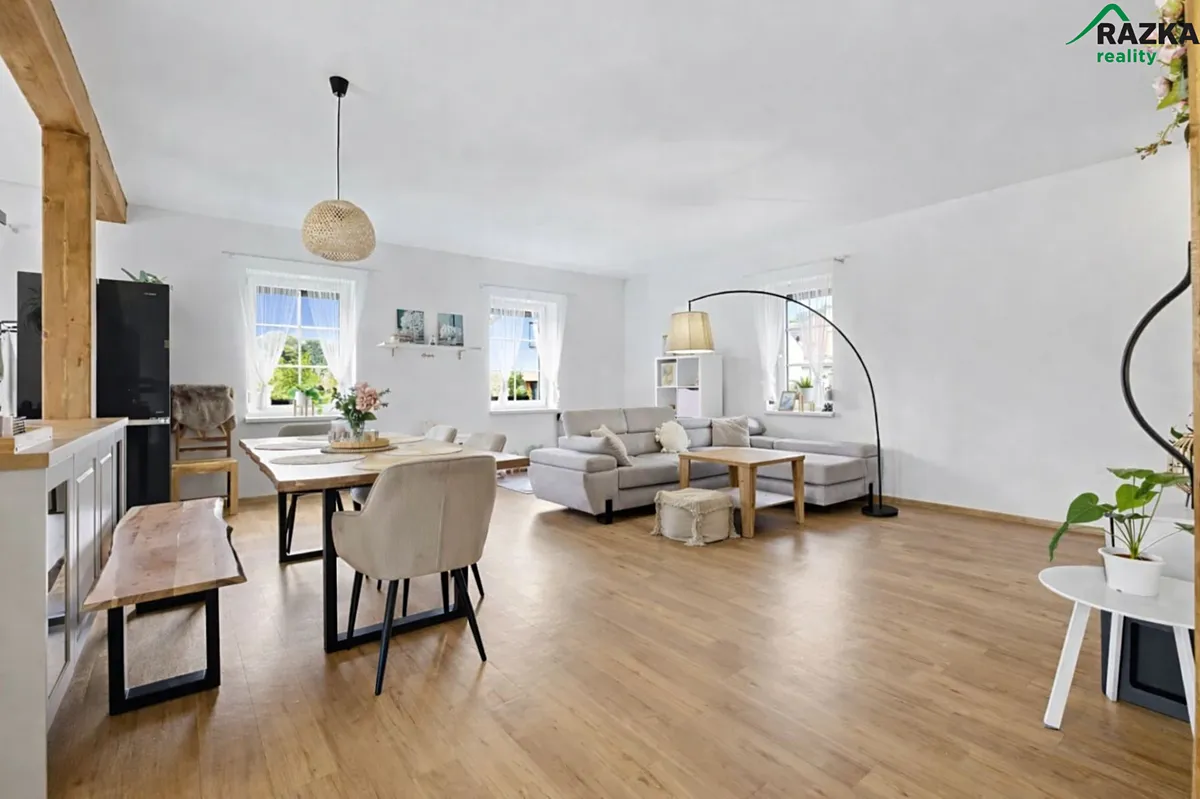 Prodej rodinného domu 158 m², pozemek 1360 m²
